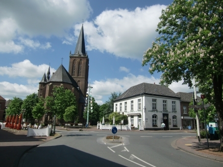 Emmerich-Niederelten : Eltener Markt